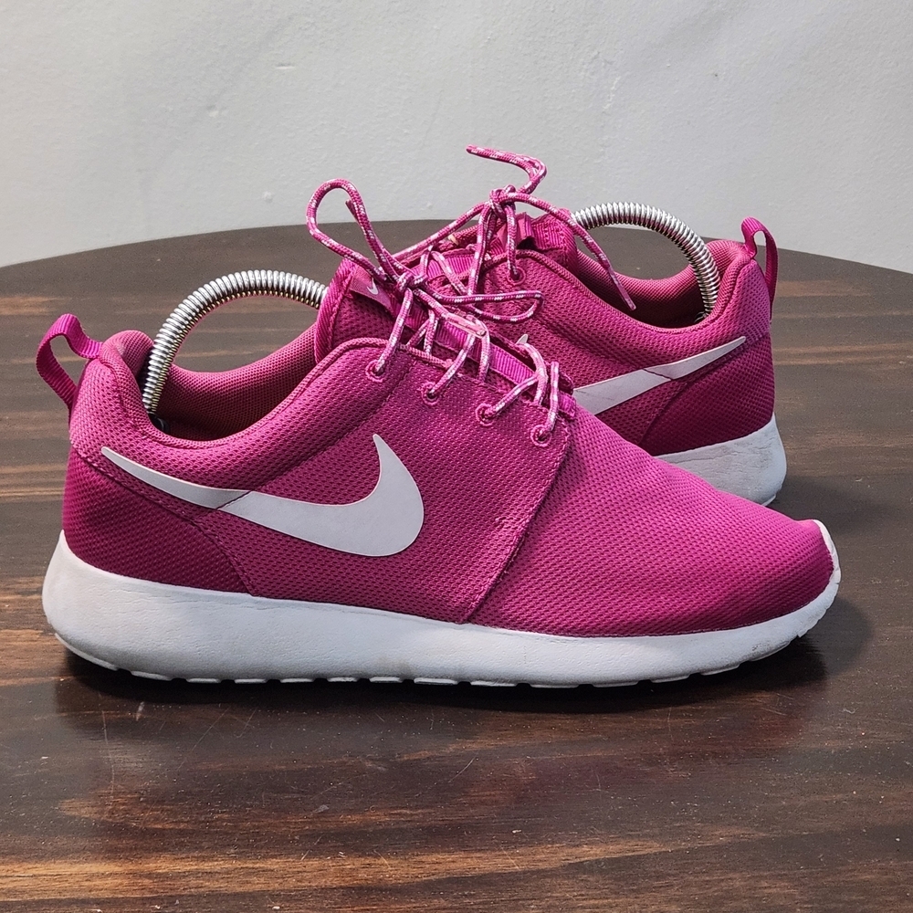 Nike Roshe One 511882-601 Women’s 9 Pink Gray Mesh Sneakers - Picture 2 of 7